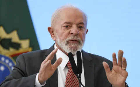 Imagem do post Novo procedimento em Lula já estava previsto após cirurgia, diz equipe