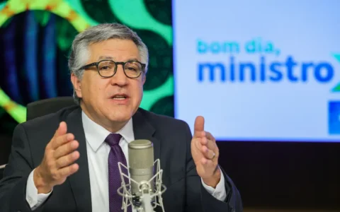 Imagem do post Padilha reafirma que posição sobre Venezuela só depois das atas