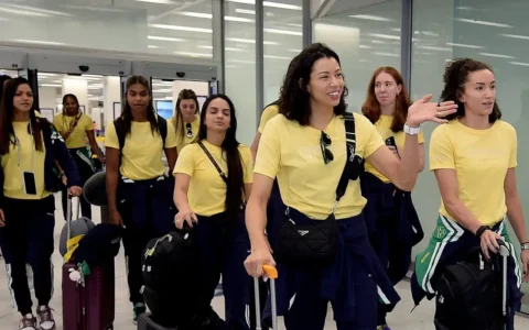 Imagem do post Seleção de vôlei e delegação brasileira de judô desembarcam em Paris