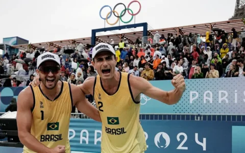Imagem do post André e George sobram na estreia do vôlei de praia em Paris 2024