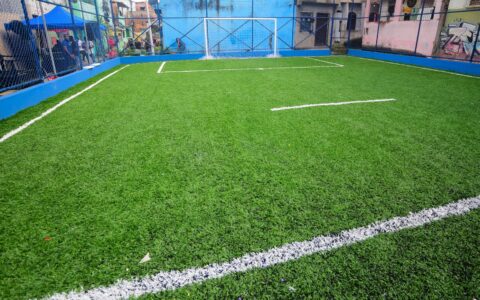 Imagem do post Prefeitura inaugura 56º campo com grama sintética de Salvador na Estrada das Barreiras