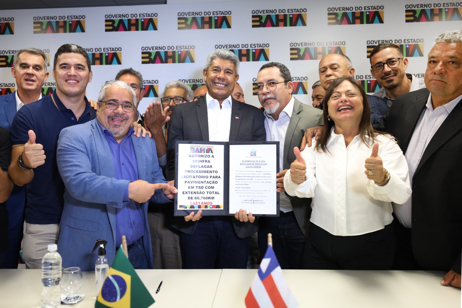 Com autorização para pavimentação em Caetanos, Bahia passa a ter todos os 417 municípios interligados por asfalto