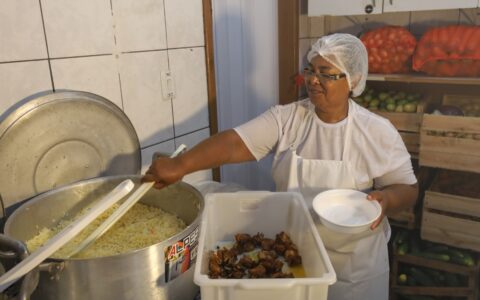 Imagem do post Bahia Sem Fome: Cozinhas comunitárias começam entrega de refeições em 14 municípios