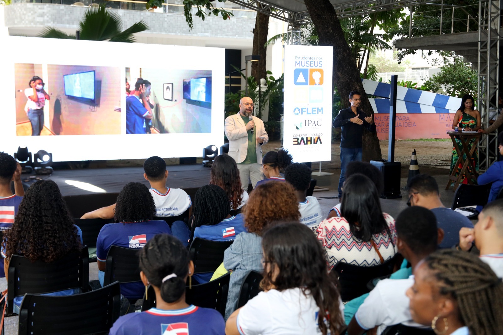 Programa estadual que leva estudantes da rede estadual aos museus é lançado em Salvador