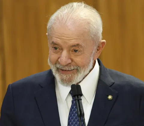 Imagem do post Lula diz que atentado a Trump “empobrece a democracia”