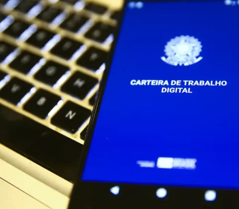 Imagem do post Brasil registra criação de 166,6 mil postos de trabalho em junho