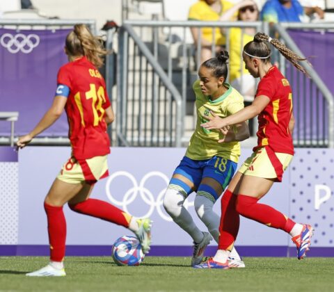 Imagem do post Futebol feminino perde para a Espanha, mas avança para as oitavas