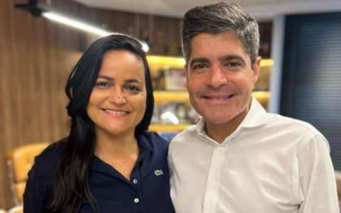 Imagem do post Aliada de ACM Neto, Débora Régis se autodeclara “parda” e pode ter acesso a cota para negros