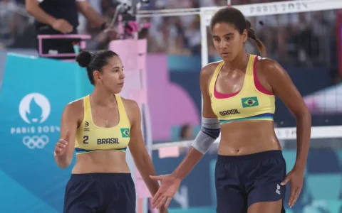 Imagem do post Duda e Ana Patrícia se garantem nas oitavas do vôlei de praia