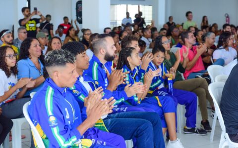 Imagem do post Salvador faz balanço da política municipal do esporte e entrega 300 carteiras do Atleta