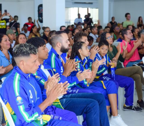 Imagem do post Salvador faz balanço da política municipal do esporte e entrega 300 carteiras do Atleta