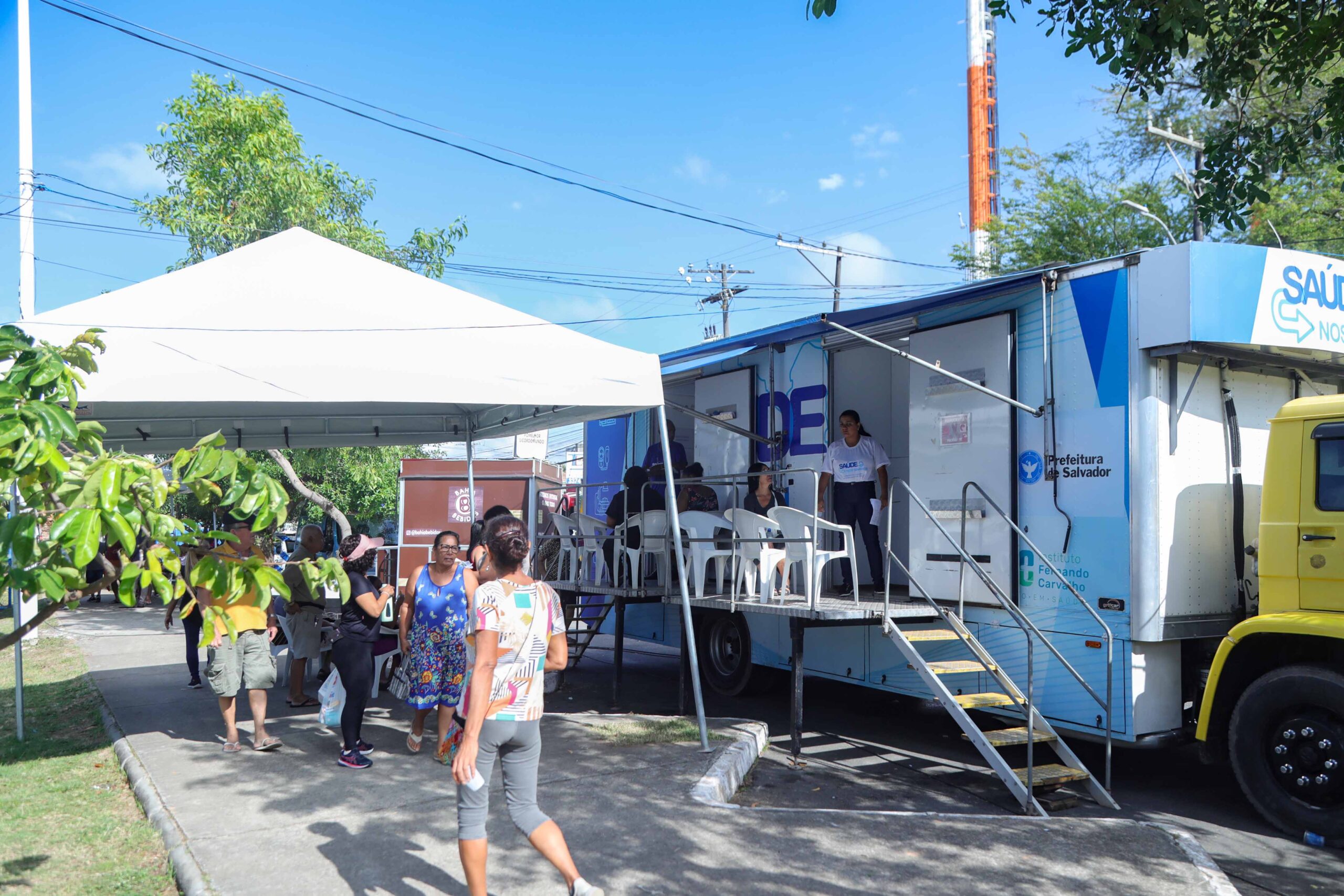 Saúde nos Bairros: iniciativa inicia atendimento em Stella Maris e Paripe