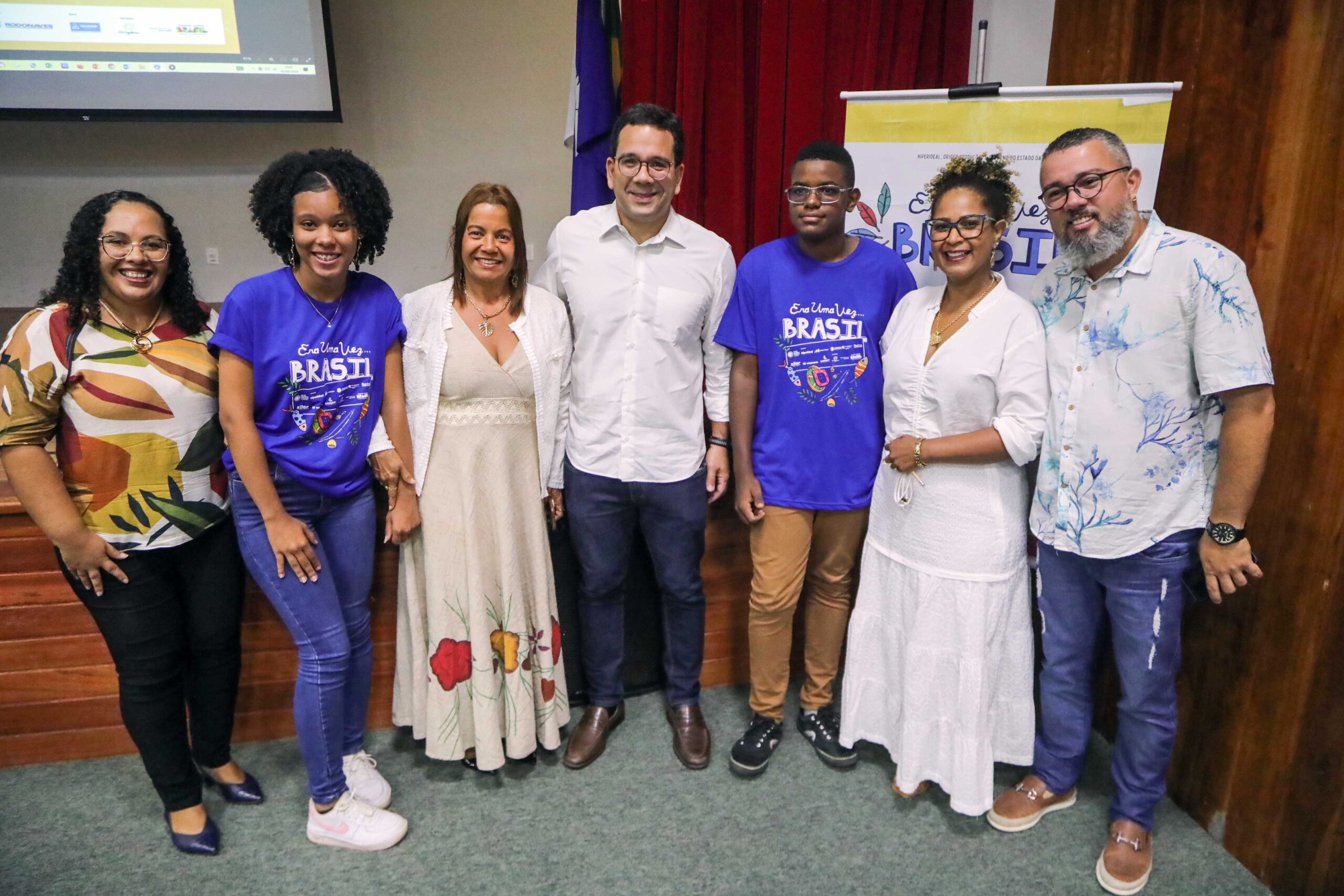 Projeto leva 14 estudantes da rede municipal de Salvador para Portugal