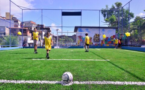 Imagem do post Pernambués e Cajazeiras VIII são beneficiados com novos campos de grama sintética