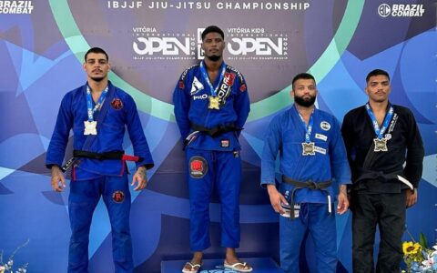 Imagem do post Futuro e presente: atleta juvenil e lutador faixa preta de jiu Jjitsu conquistam prata em evento fora do estado