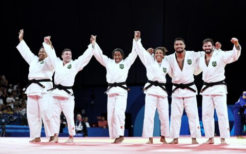 Imagem do post Brasil vence Itália, conquista o bronze por equipes e termina os Jogos Olímpicos com quatro medalhas no judô