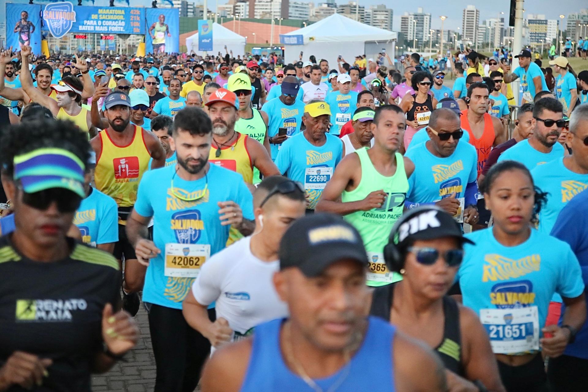 Competidores entram em contagem regressiva para Maratona Salvador 2024