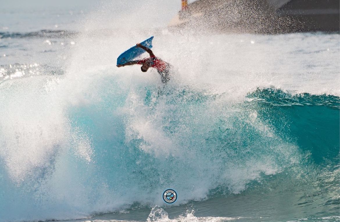 Das águas das Maldivas a Paraíba: surfistas da Bahia conquistam bons resultados em competições internacionais e nacionais no fim de semana