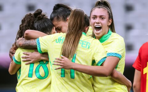 Imagem do post Brasil derrota Espanha e garante lugar na final do futebol feminino