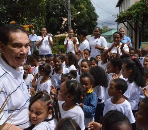 Imagem do post Corrida do Dia dos Pais em homenagem a Divaldo Franco deve reunir 2 mil pessoas e arrecadar cerca de 2 toneladas de alimentos