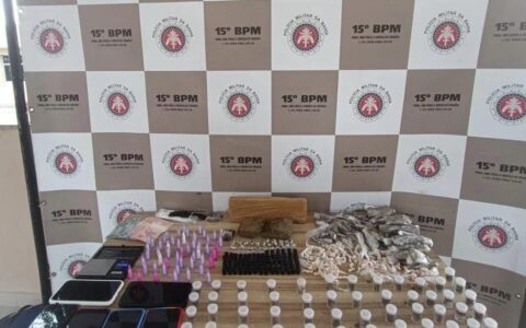 Imagem do post PM apreende quatro suspeitos de tráfico em Itabuna