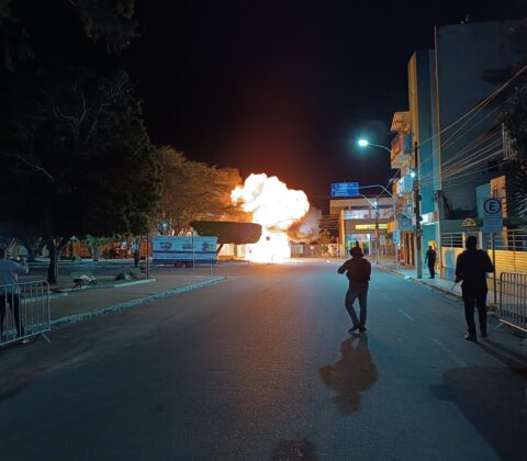 Imagem do post PMBA realiza simulado de resposta a crime contra banco em Ipirá