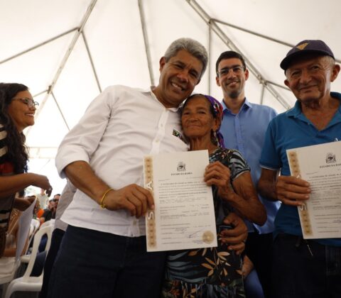 Imagem do post “Trabalho todos os dias para melhorar a vida das pessoas, cuidar de gente, fazendo um bom uso dos recursos públicos por toda a Bahia”, diz Jerônimo em Correntina