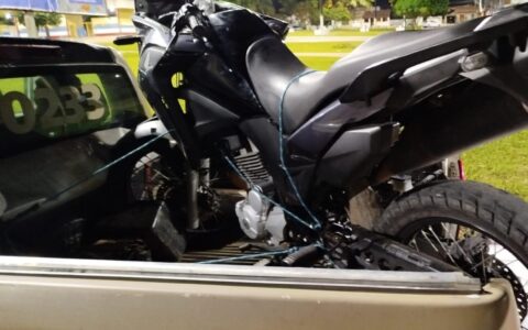 Imagem do post PM recupera moto e prende dois suspeitos em Acajutiba