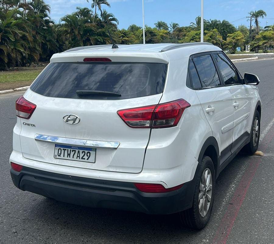 Assaltante de veículo solto em audiência de custódia vai a Fórum utilizando carro roubado e acaba preso pela terceira vez