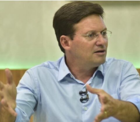 Imagem do post Roma diz que máscara de Alexandre de Moraes caiu com mensagens reveladas por jornal