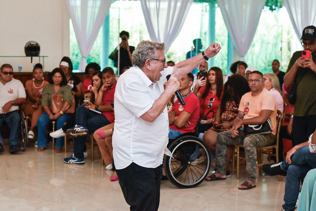 Caetano reúne e orienta exército de candidatos a vereador