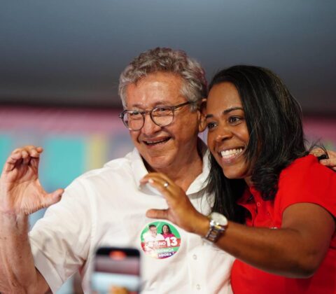 Imagem do post Luiz Caetano inicia campanha com intensa agenda em Camaçari