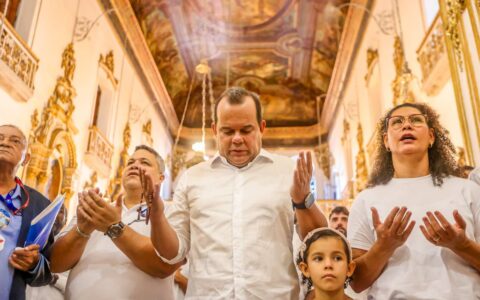 Imagem do post Geraldo dá início à campanha eleitoral na Igreja do Bonfim: “Vamos cuidar da cidade inteira”