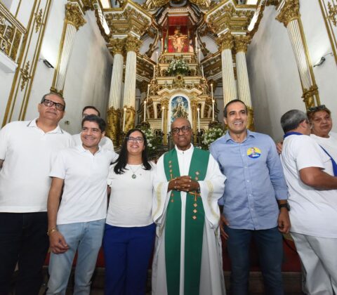 Imagem do post “Vou trabalhar com muita humildade e pé no chão”, afirma Bruno Reis em 1º dia de campanha no Bonfim