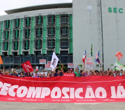 Imagem do post Universidades estaduais da Bahia farão paralisação acadêmica, por 24h, nesta segunda-feira (19)