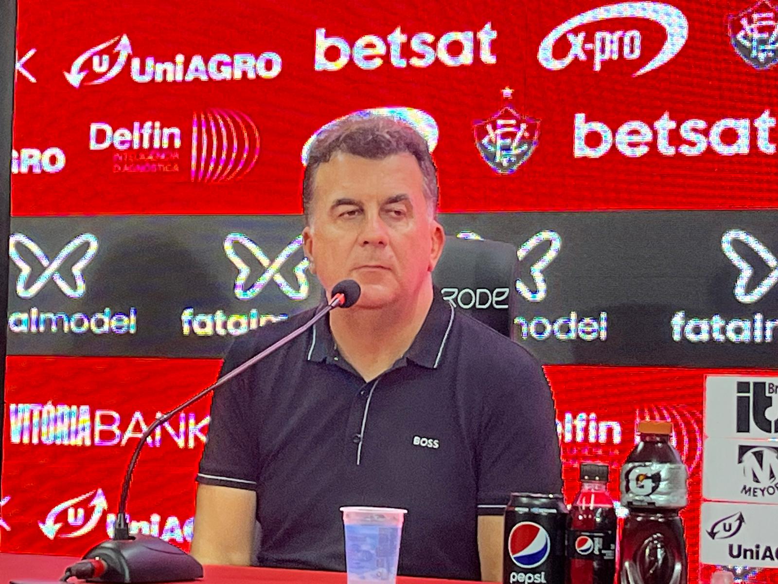 “Cruzeiro, Corinthians e Fluminense não precisam disso para não cair”, brada Fábio Mota