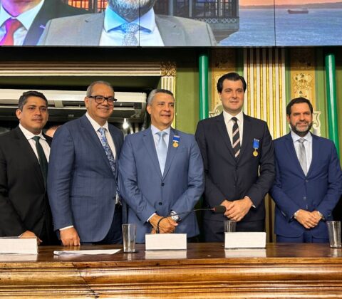 Imagem do post Câmara de Salvador concede Medalha Thomé de Souza a Marcus Presídio e Pedro Maia e o Título de Cidadão de Salvador a André Requião