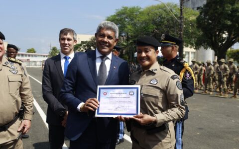 Imagem do post Reconhecimento: Governador participa de condecoração de 210 policiais militares por bravura e dedicação