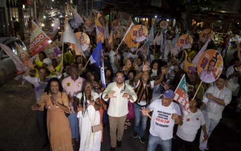 Imagem do post “Somos a expressão da esquerda de Salvador”, diz Kleber Rosa durante caminhada no Rio Vermelho