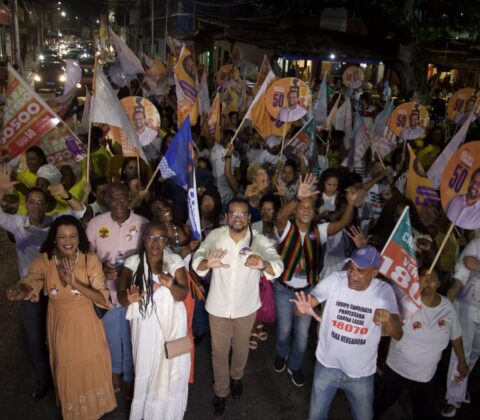 Imagem do post “Somos a expressão da esquerda de Salvador”, diz Kleber Rosa durante caminhada no Rio Vermelho