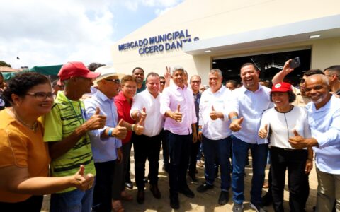 Imagem do post Em Cícero Dantas, Governo do Estado inaugura obras e sanciona Lei Estadual da Agroecologia