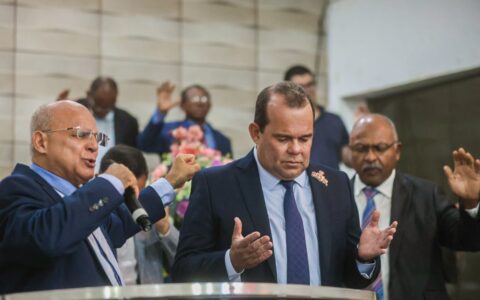 Imagem do post Em culto na Assembleia de Deus, Geraldo fala sobre poder da fé e da família