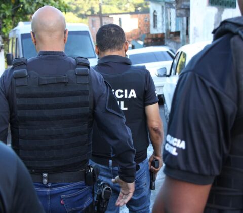 Imagem do post Suspeito de liderar organização criminosa de Feira de Santana é preso pela Polícia