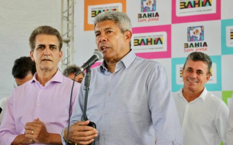 Imagem do post Jerônimo ironiza Zé Ronaldo: “Ele é réu em um processo; isso é fake?”