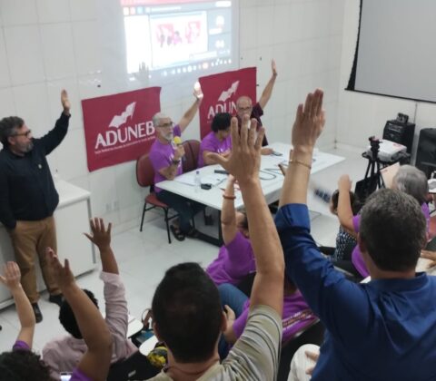 Imagem do post Professores da UNEB rejeitam proposta do governo e aprovam paralisação