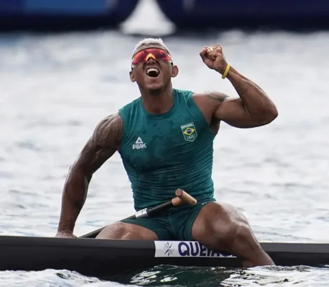 Imagem do post Isaquias Queiroz é prata na canoagem velocidade e chega a cinco medalhas olímpicas