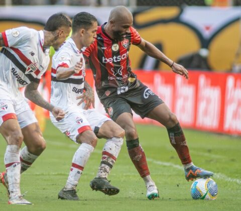 Imagem do post Confira onde assistir e as prováveis escalações de São Paulo e Vitória