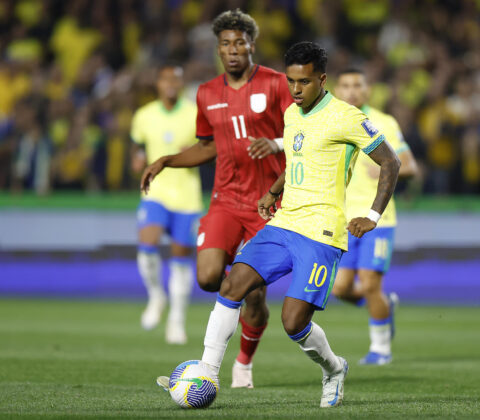 Imagem do post Brasil joga mal, é vaiado, mas vence Equador em Curitiba