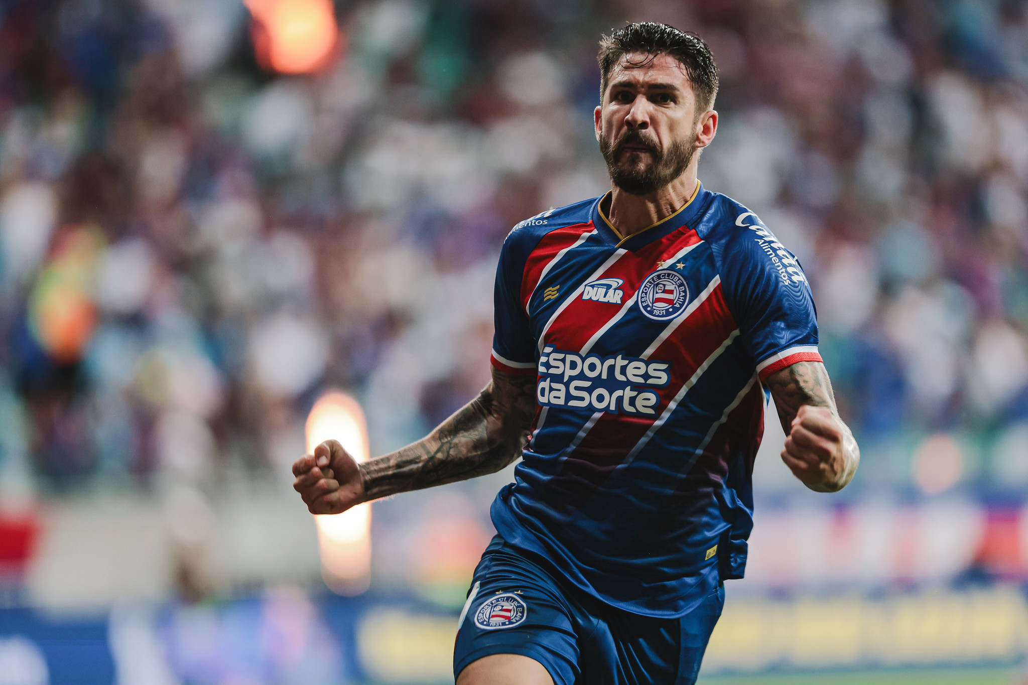 Bahia dá olé no 2º tempo e atropela o Atlético-MG na Fonte Nova