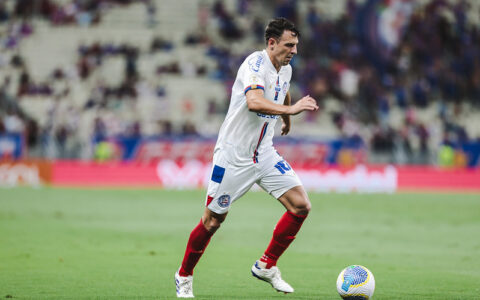 Imagem do post “Foi uma vergonha a forma que jogamos”, brada Arias